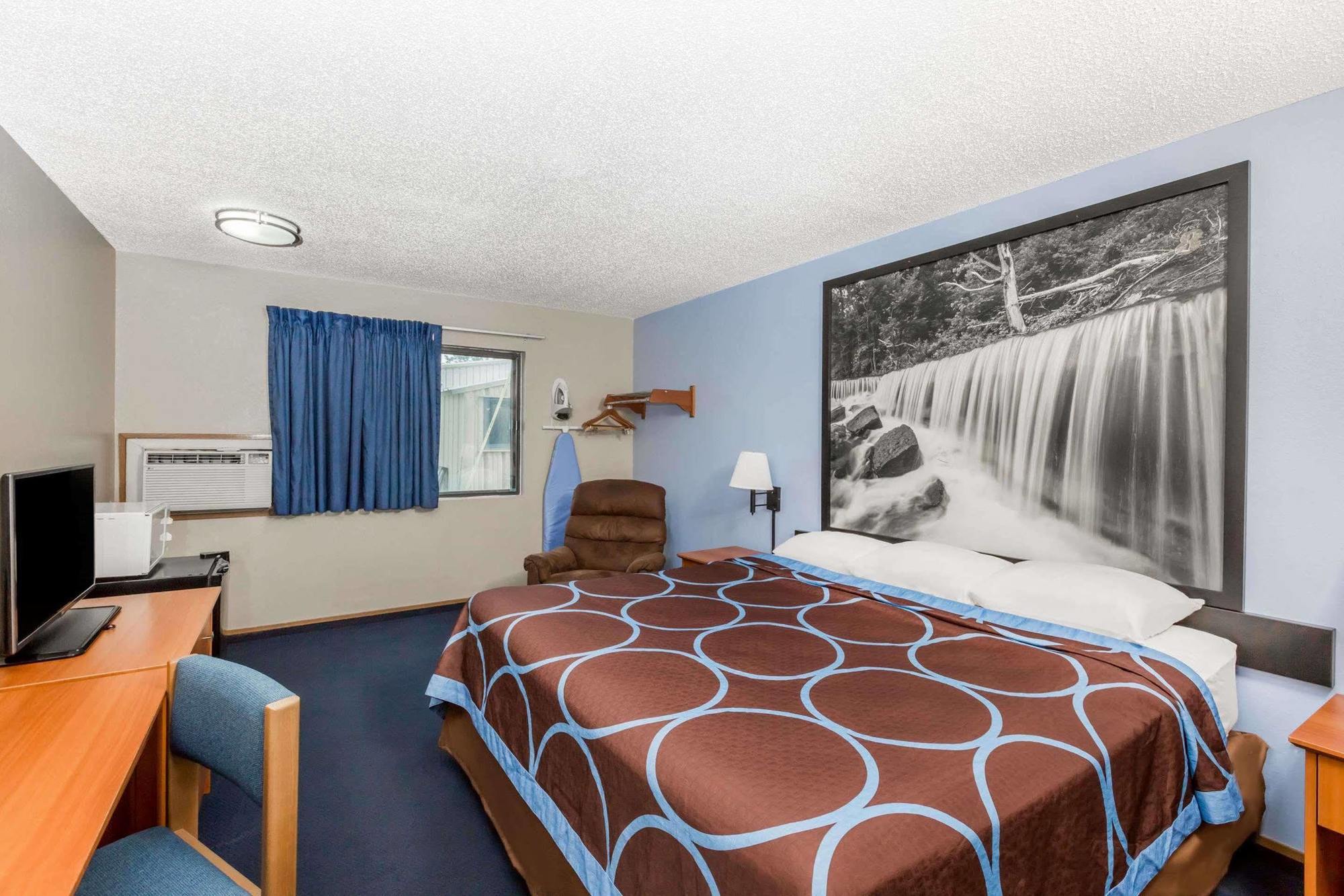 Super 8 By Wyndham Manhattan Ks Exterior foto
